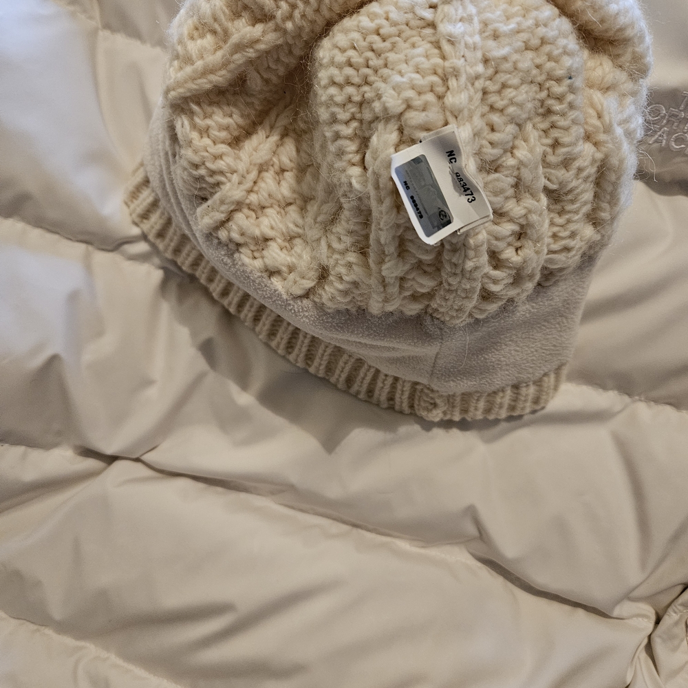 ☆New! The North Face Womens Puffer Coat And Beanie - Picture 7 of 11